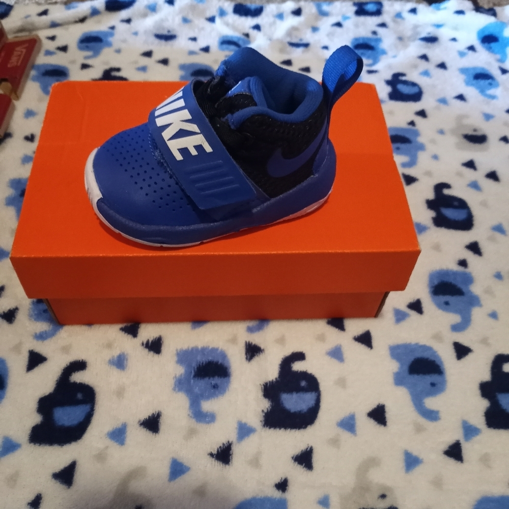 baby nikes